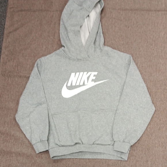 Nike Kids Light Gray Hoodie - Picture 1 of 1